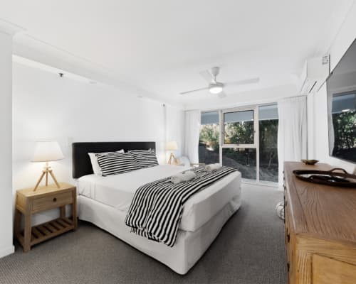 02_unit_3_45_hayle_street_burleigh_heads_queensland_4220