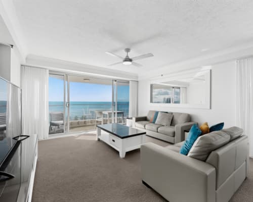 10_unit_115_45_hayle_street_burleigh_heads_queensland_4220
