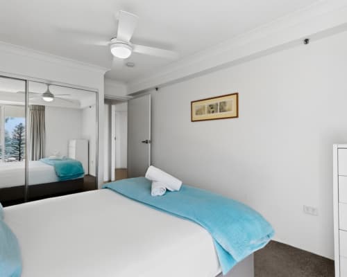 12_unit_70_45_hayle_street_burleigh_heads_queensland_4220