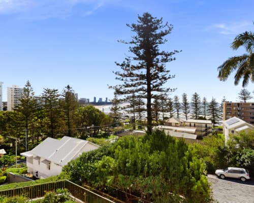 14_unit_70_45_hayle_street_burleigh_heads_queensland_4220
