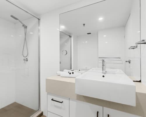 15_unit_70_45_hayle_street_burleigh_heads_queensland_4220