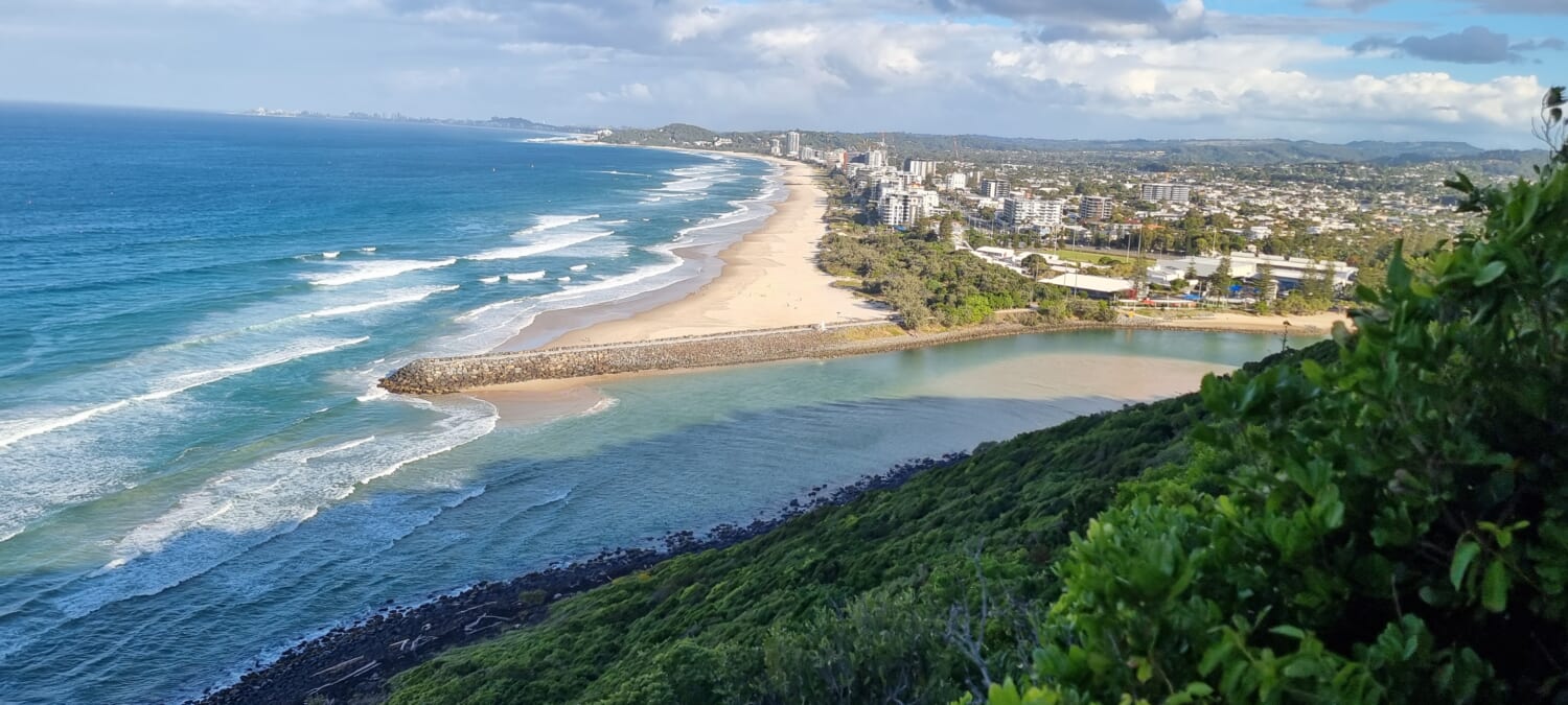 Burleigh Head National Park coastal walk views